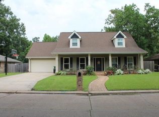 179 Villere Dr, Destrehan, LA 70047