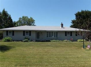 5036 Donna Dr, Coplay, PA 18037