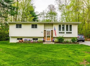 56 Meeting House Ln, Ledyard, CT 06339