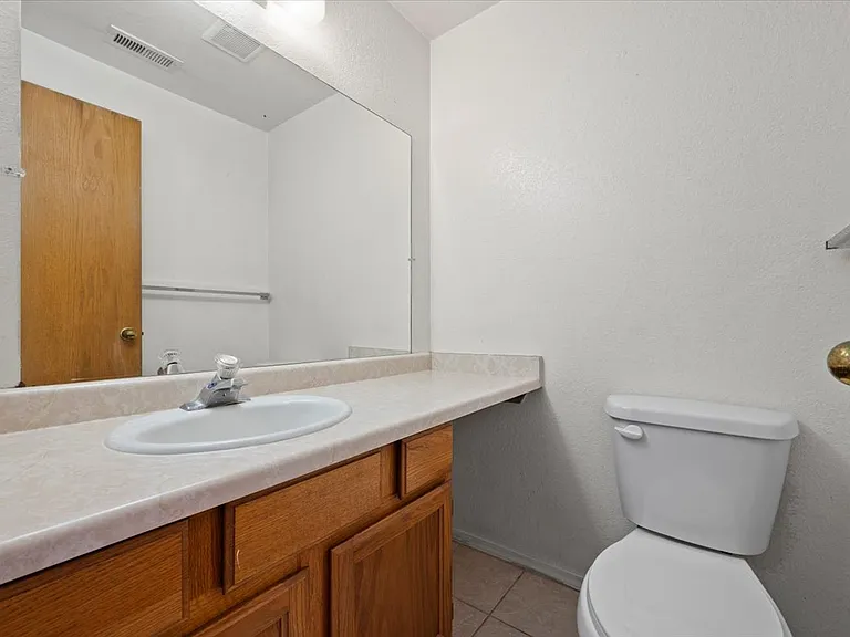 724 W 1720 N #301 — Photo 16
