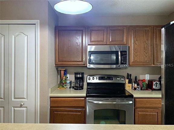 3rd image of 4507 Ashburn Square Dr