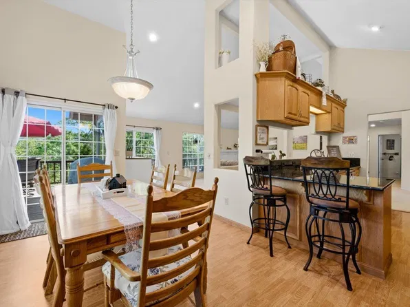 258 Circle Oaks Drive, Napa, CA 94558