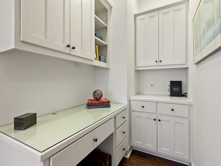 2516 Tom Miller St — Photo 26
