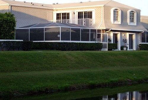 Private water view , NOT neighbor view