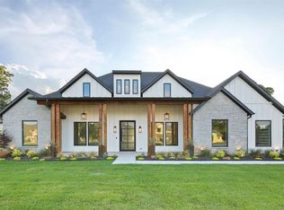 28 Brenda Ln, Keller, TX 76262