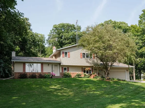 37450 143rd St, Waseca, MN 56093