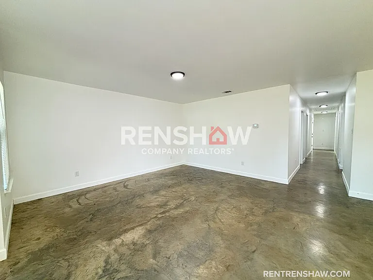 315 Glencoe Rd — Photo 4
