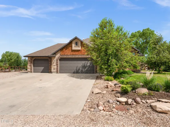 490 Scenic Heights Rd, Kamas, UT 84036