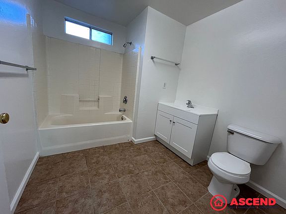 5th image of 329 Harding Ave #4F1588077