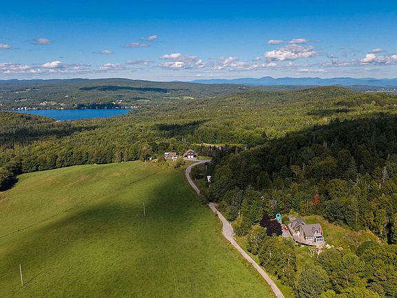3rd image of 433 Young Farm Road