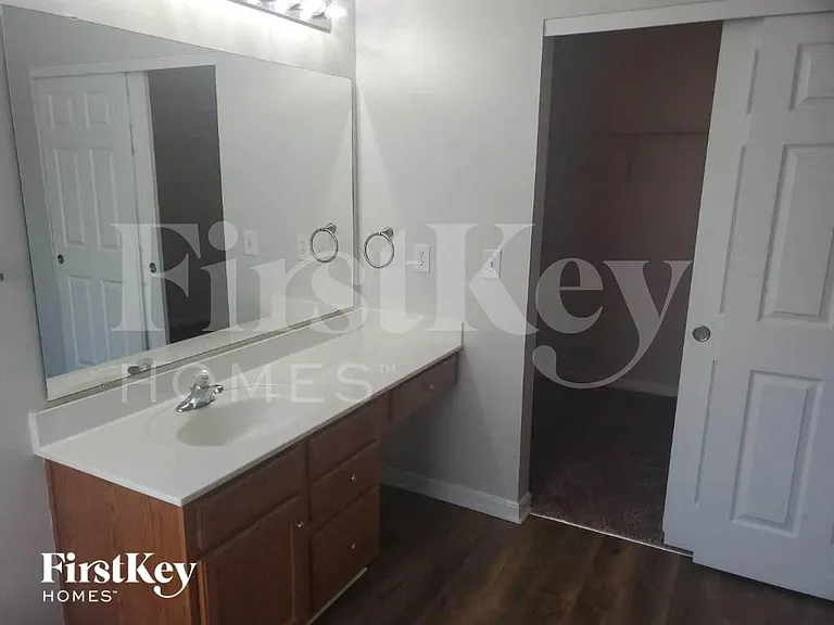 356 Brandon Dr — Photo 30