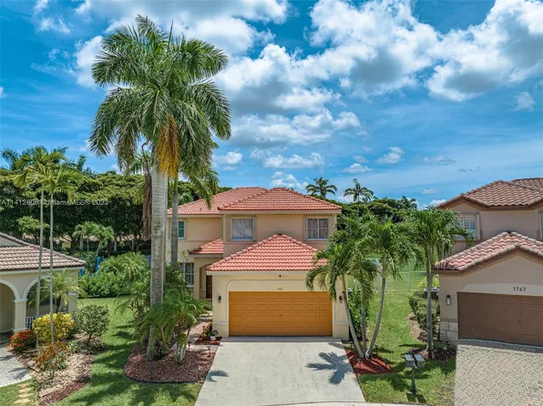 1761 Winterberry Ln, Weston, FL 33327