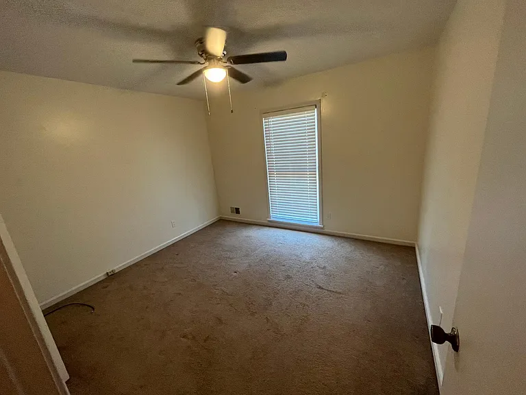 9904 Sprig Way — Photo 8