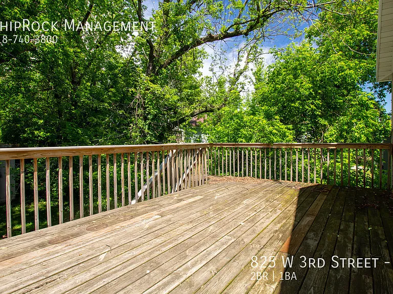 825 W 3rd St #2 — Photo 20