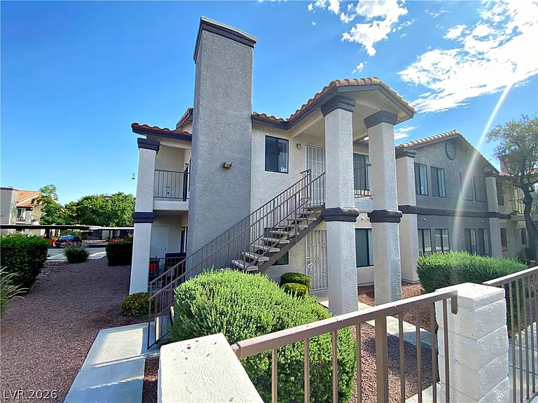 1575 W Warm Springs Rd #1024 — Photo 2
