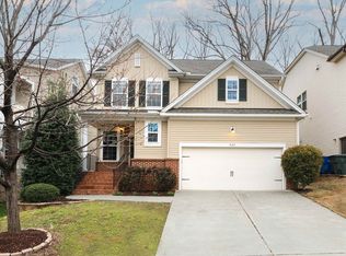 925 Pirouette Ct, Raleigh, NC 27606