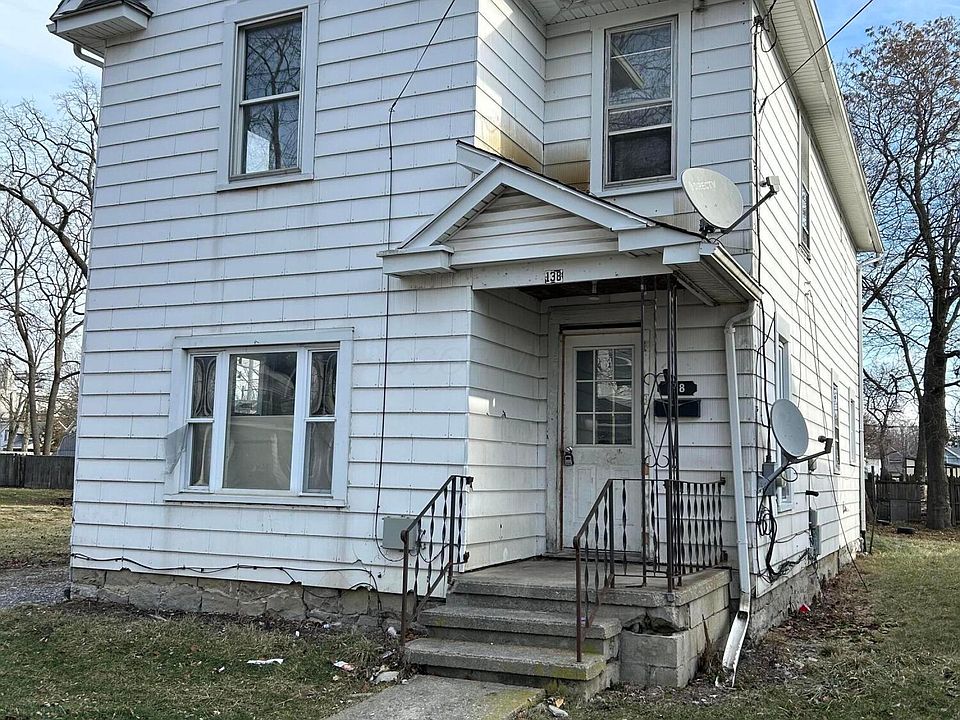1st image of 138 Carhart St