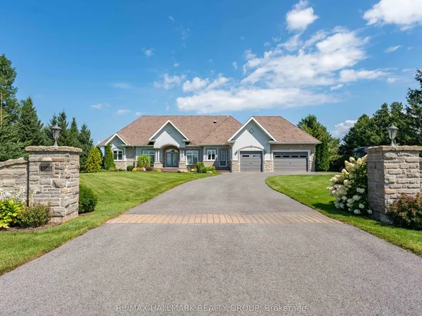 3665 Front Rd, East Hawkesbury, ON K6A 2W5