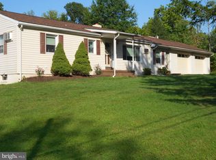 1760 Lower Rocky Dale Rd, Green Lane, PA 18054