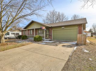2224 W College Dr, Bolivar, MO 65613