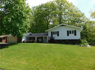 1155 Berwick Ln, South Euclid, OH