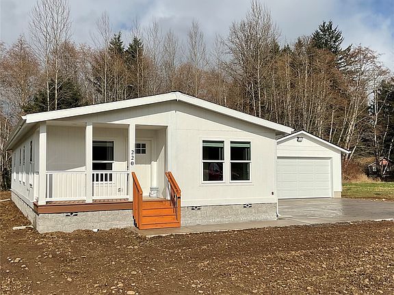 4th image of 220 Chris Road