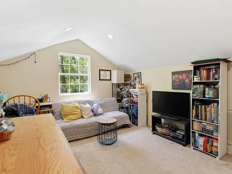 204 Purefoy Rd #A — Photo 15