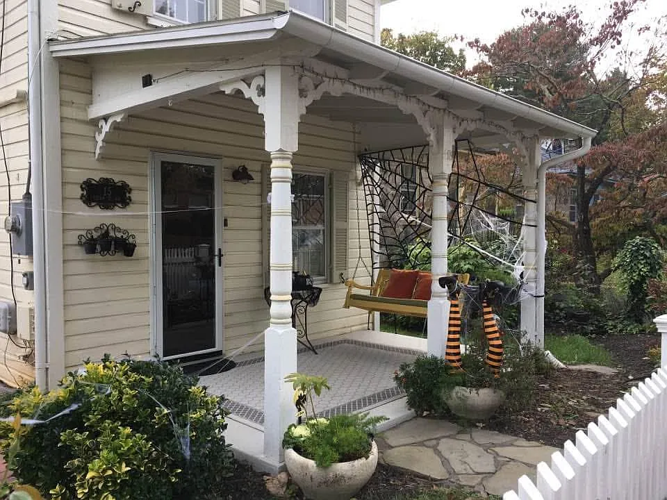 15 Union St NW — Photo 2