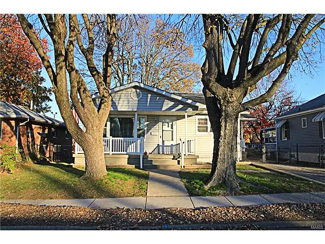 609 State St photo 1