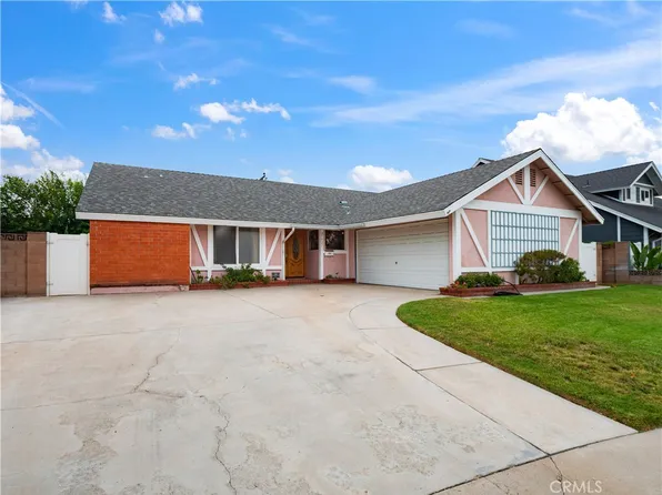 27927 Honeycomb Dr, Santa Clarita, CA 91350