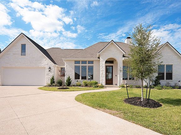 2nd image of 2140 Madden Cir