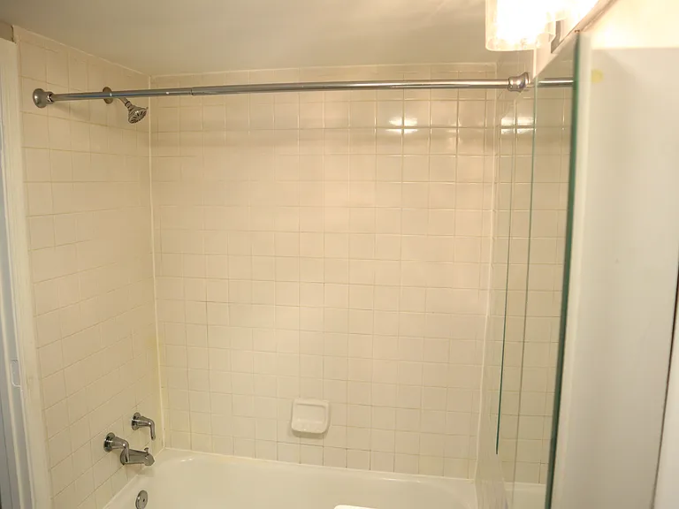 407 Florida Ave NW #BASEMENT — Photo 17
