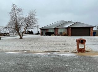 3400 First Capitol Cir, Guthrie, OK 73044