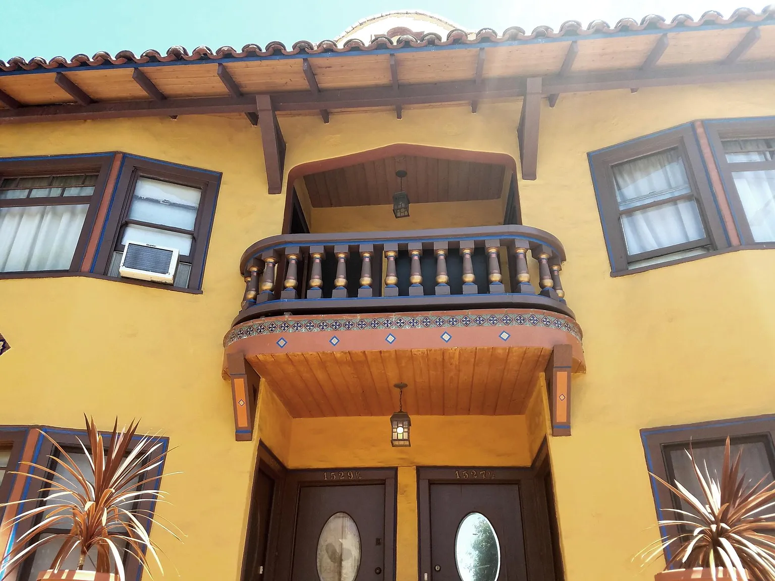 2 bed, 1200 sqft, $2,495 — Photo 3