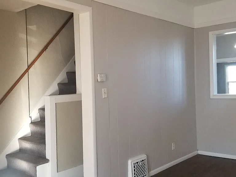 234 Lincoln St — Photo 9