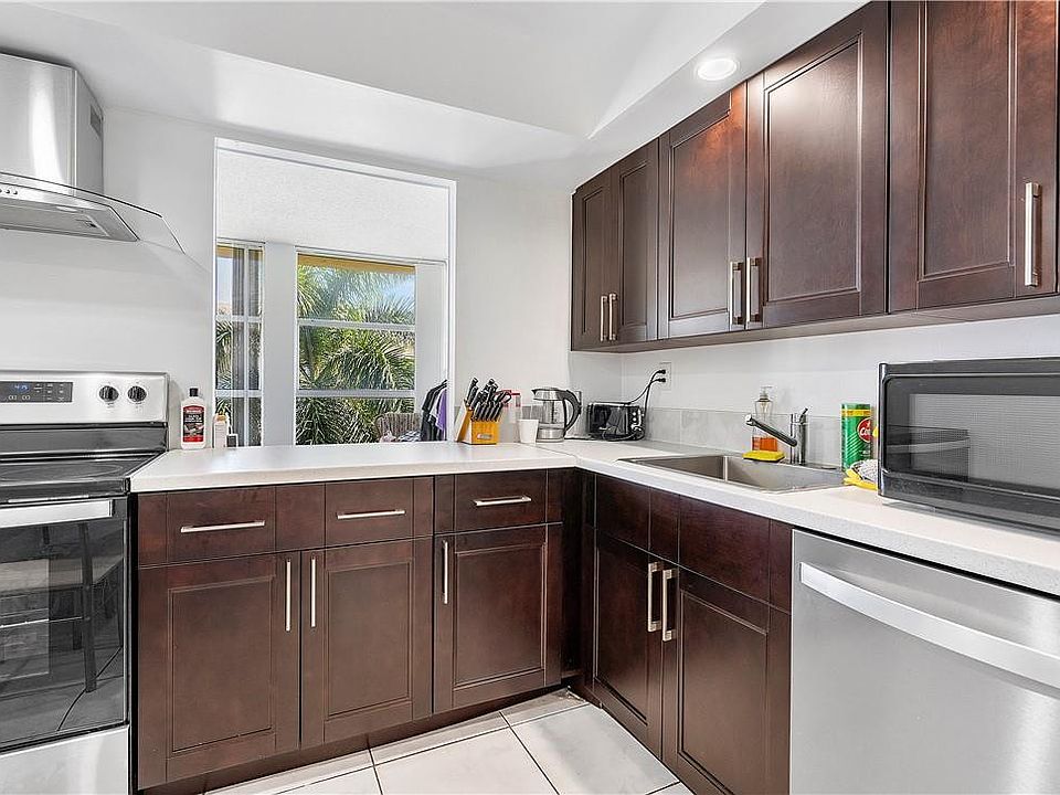 1st image of 2000 Atlantic Shores Boulevard #511