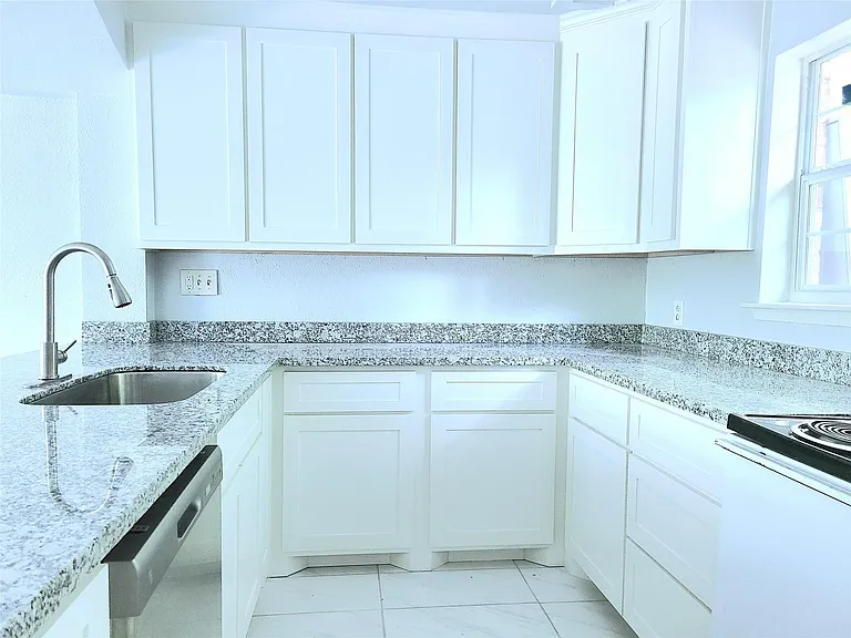 8730 Shelmer Dr #D — Photo 3
