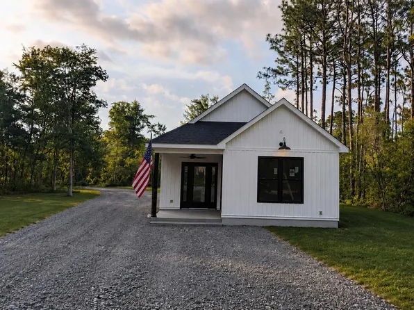 361 Sunset Road, Southport, NC 28461