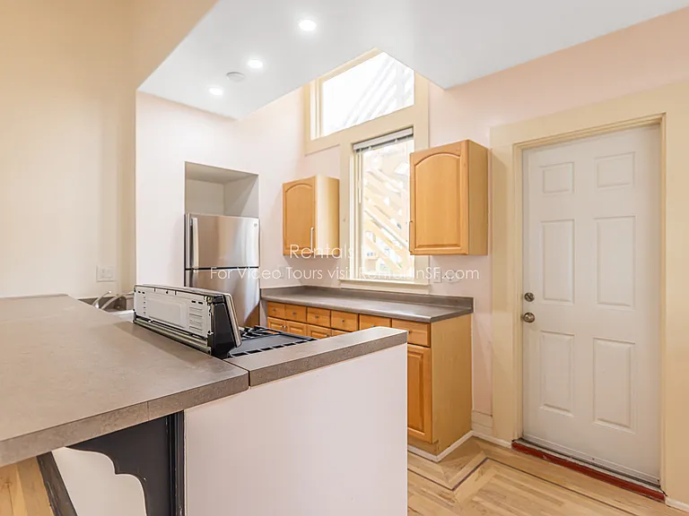 188 Winfield St #3 — Photo 2