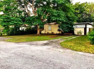 1030 NE 122nd St, North Miami, FL 33161