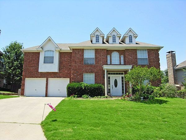 1st image of 2662 Creekside Way