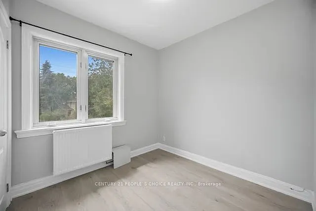 249 Burnhamthorpe Rd #-MAIN — Photo 29