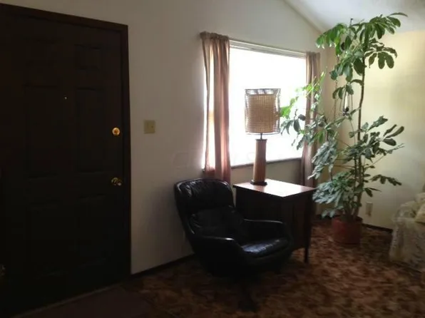 638 Licking View Dr, Heath, OH 43056