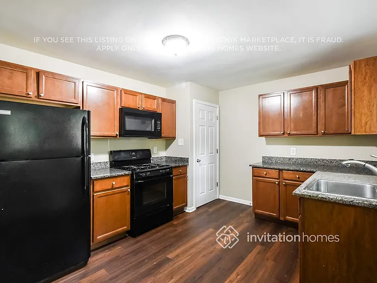 719 Mack St — Photo 9