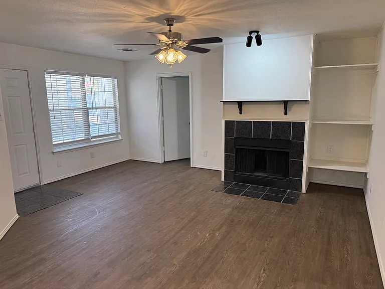 2407 Summer Place Dr — Photo 12
