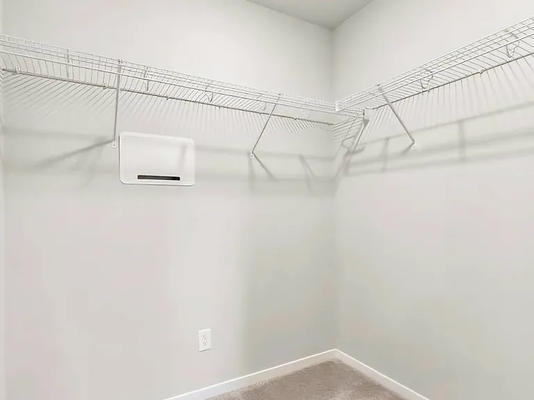 1561 SW Fielder Pl — Photo 27