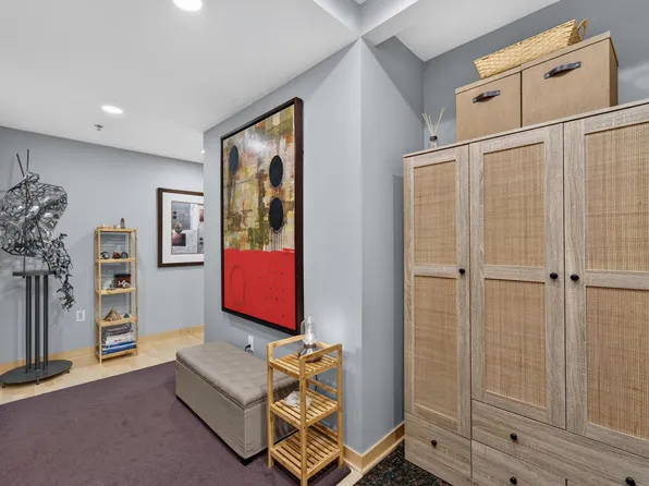 1325 N Van Buren STREET #202, Milwaukee, WI 53202