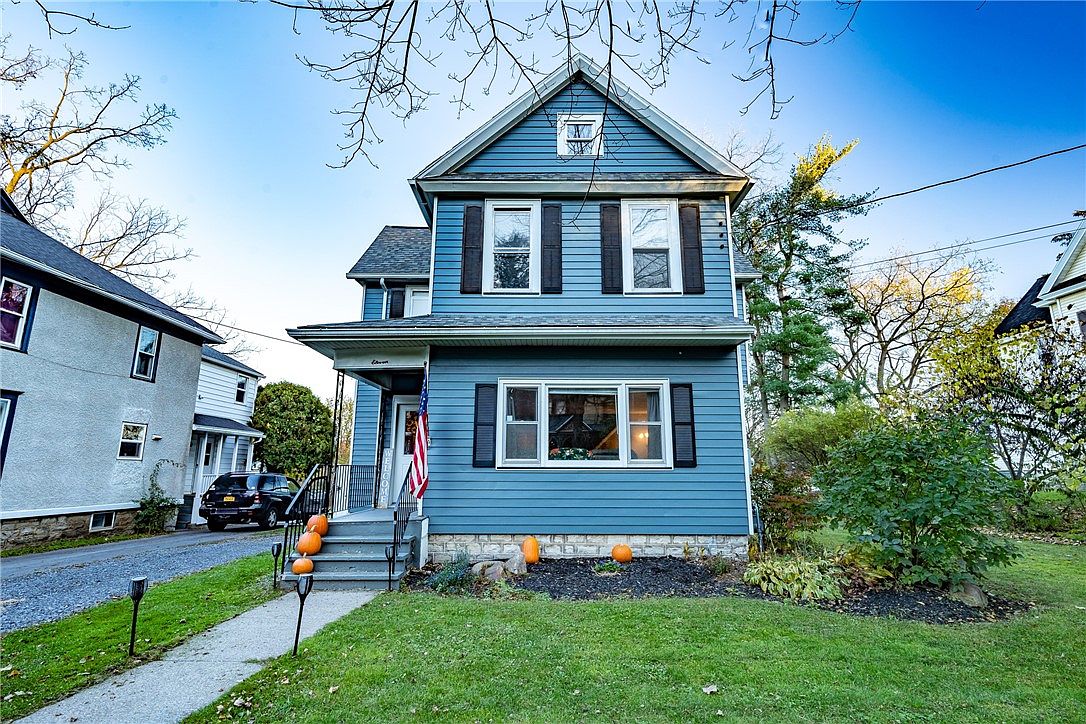 11 Pleasant St, Clifton Springs, NY 14432 | Zillow