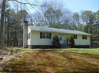 275 Hallville Rd, Exeter, RI 02822