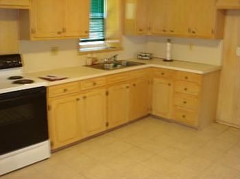 3rd image of 304 N Grand Ave